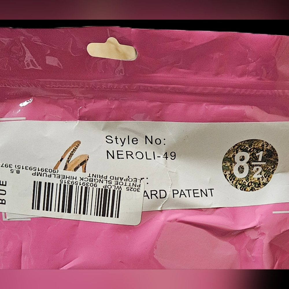 NWT LEOPARD PRINT POINTED TOE STILLETTO HEEL PUMPS CHAIN DETAIL: SIZE 8.5! - Picture 16 of 16